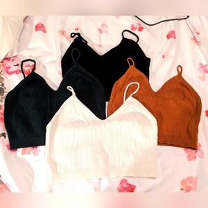 Shein Set of 4 cropped ribbed tanks size Lg black, green, white and tan